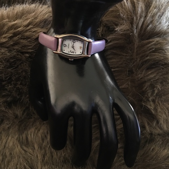 Ladies diamond plum genuine leather band watch - Picture 4 of 8